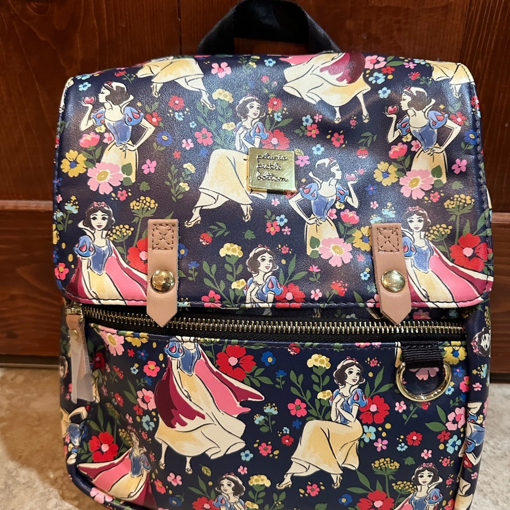 Petunia Pickle Bottom Snow White Floral Backpack/Babybag